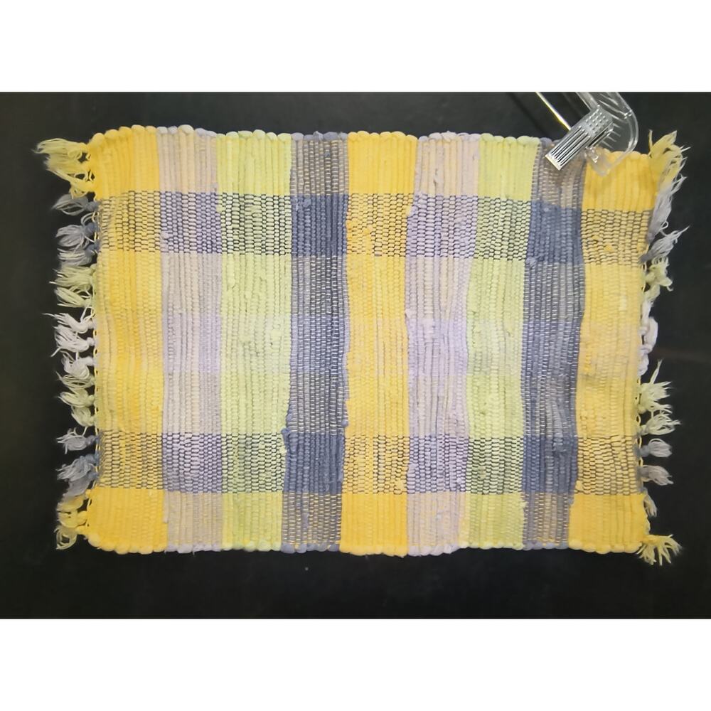 1428.  Rag Rug Placemat Table Protector - Picture 2 of 4